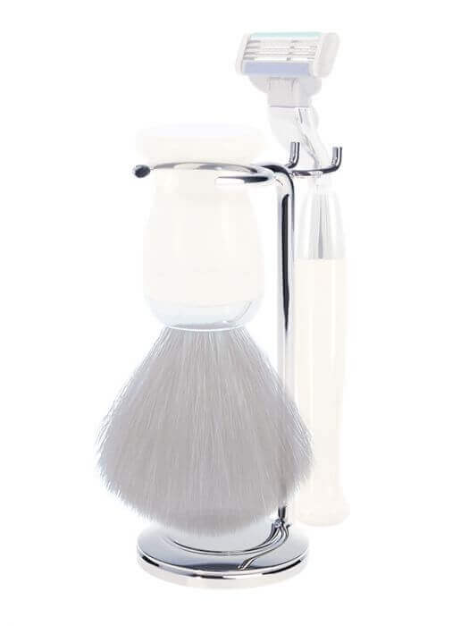 Skustuvo ir skutimosi šepetėlio stovas yra elegantiškas, paprastas būdas laikyti skutimosi įrankius.