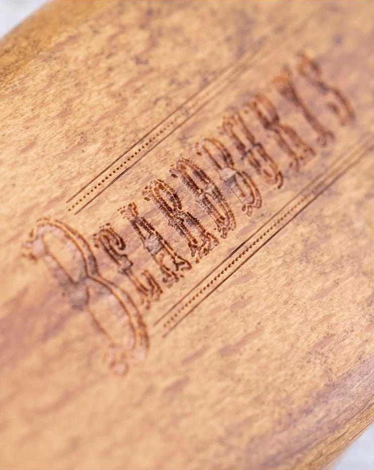 Barzdos šepetys su šerno šereliais