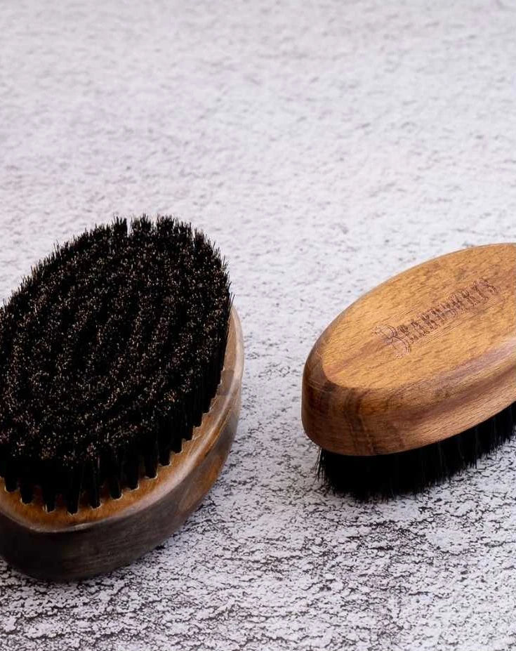 Vidutinio dydžio šepetys barzdai